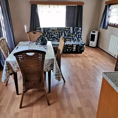 Campsite Chalet Lola